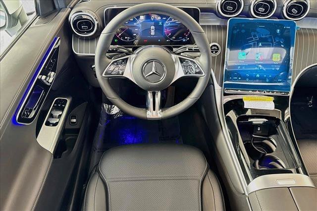 New 2027 Polar White Mercedes-Benz GLC 300 image 50