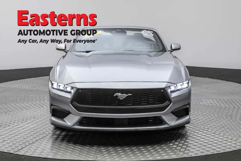 Used 2024 Silver Ford EcoBoost Premium image 2