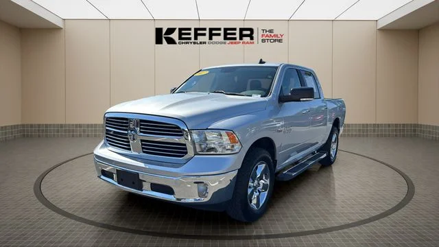 2017 RAM 1500 Big Horn 4x4 Crew Cab 5'7's photo
