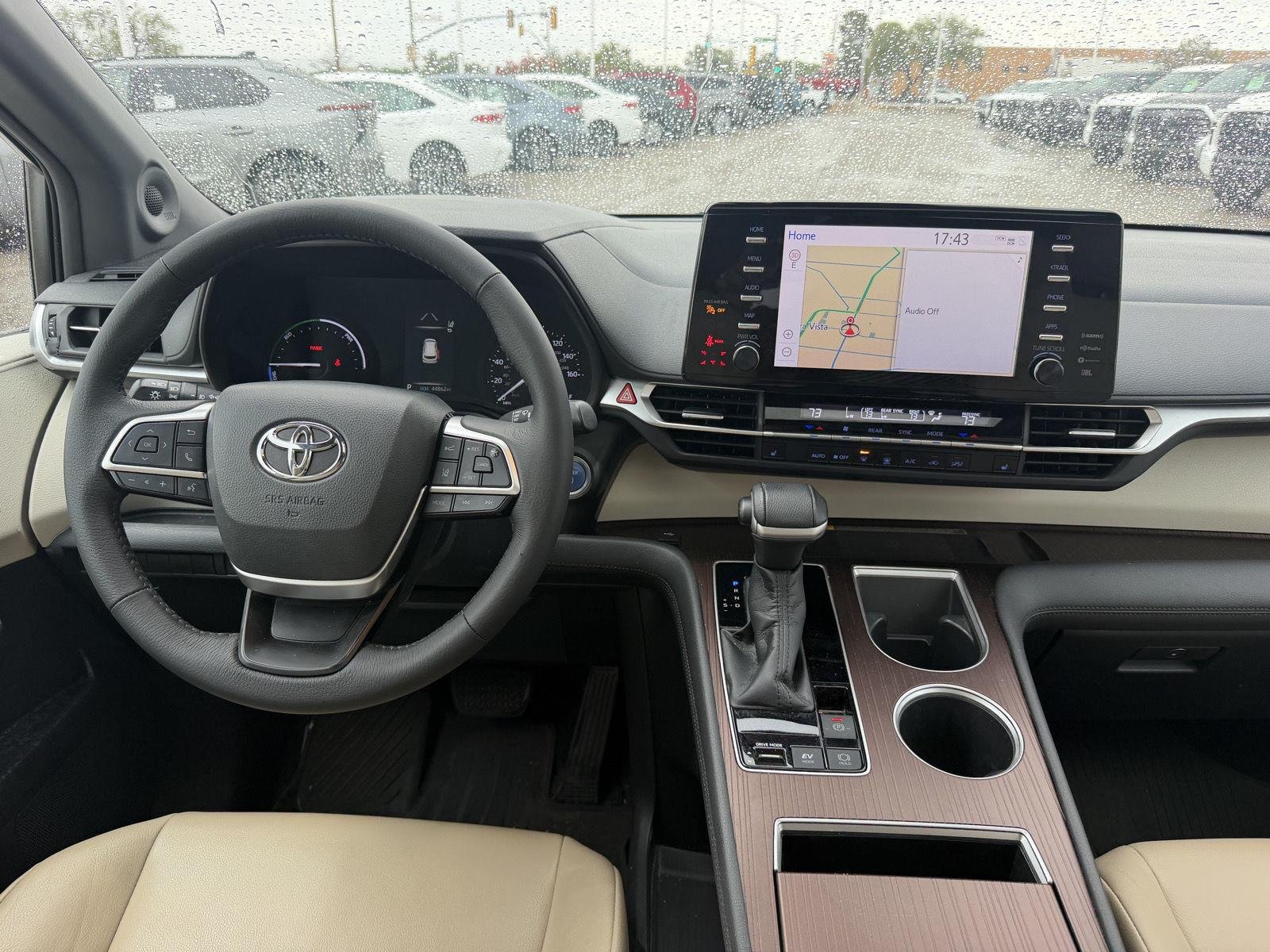 Used 2021 Blizzard Pearl Toyota XLE image 24