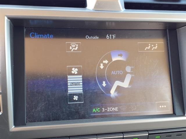 Certified Used 2021 Starfire Pearl Lexus GX 460 Luxury image 14