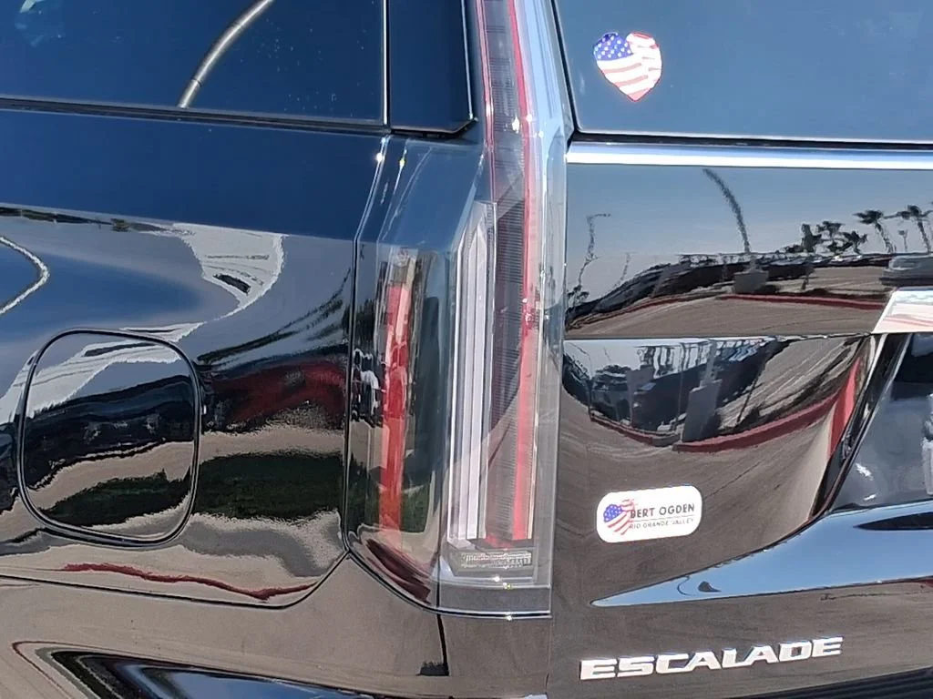 2026 Cadillac Escalade Luxury - Photo 8