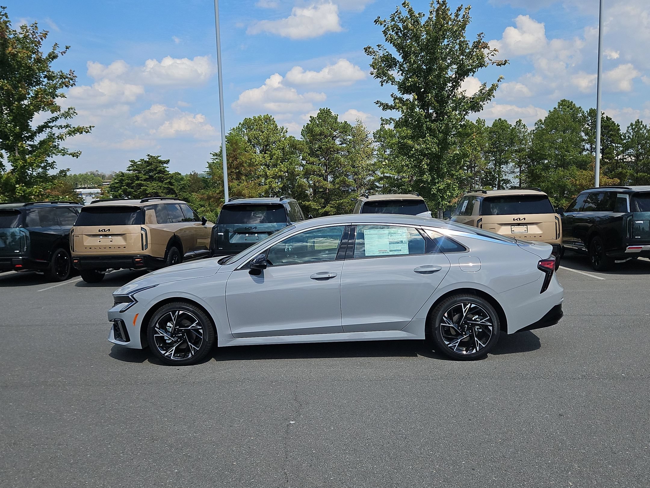 New 2026 Wolf Gray Kia GT-Line image 4