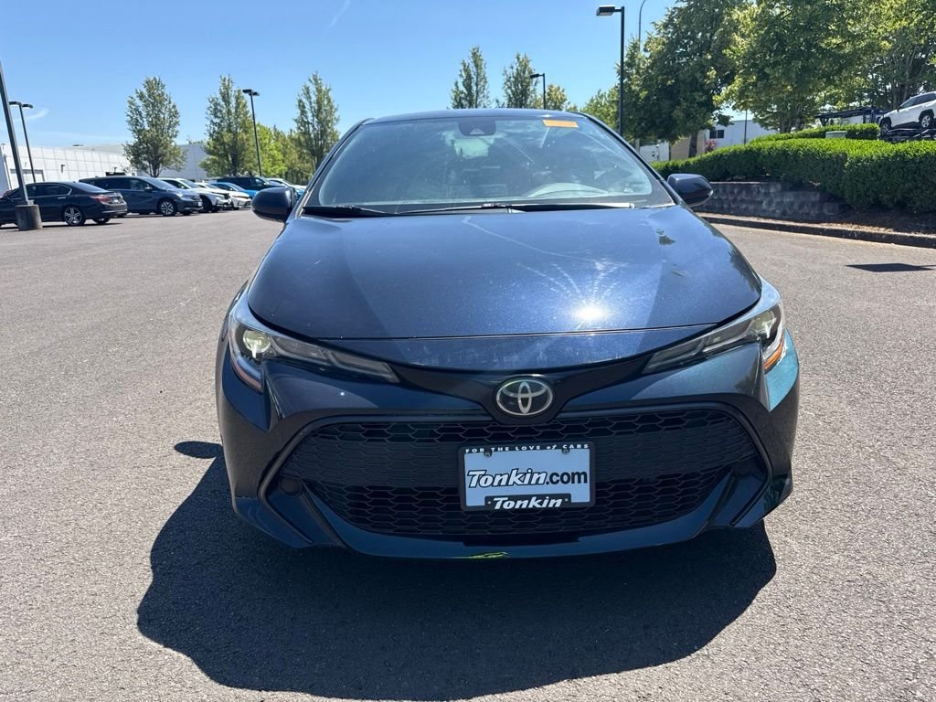 Used 2021 Galactic Aqua Mica Toyota SE image 2