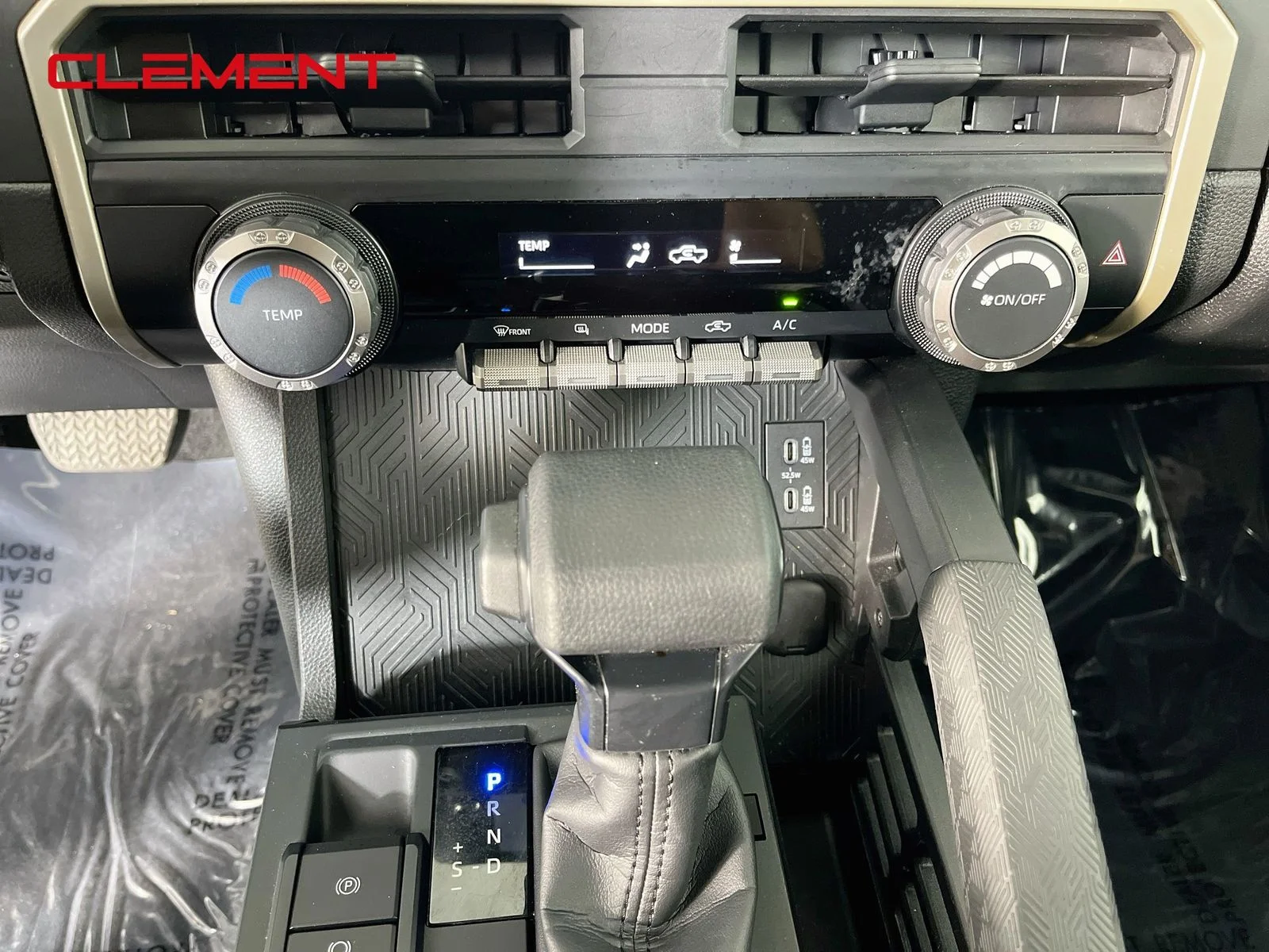 Used 2024 White Toyota SR image 22