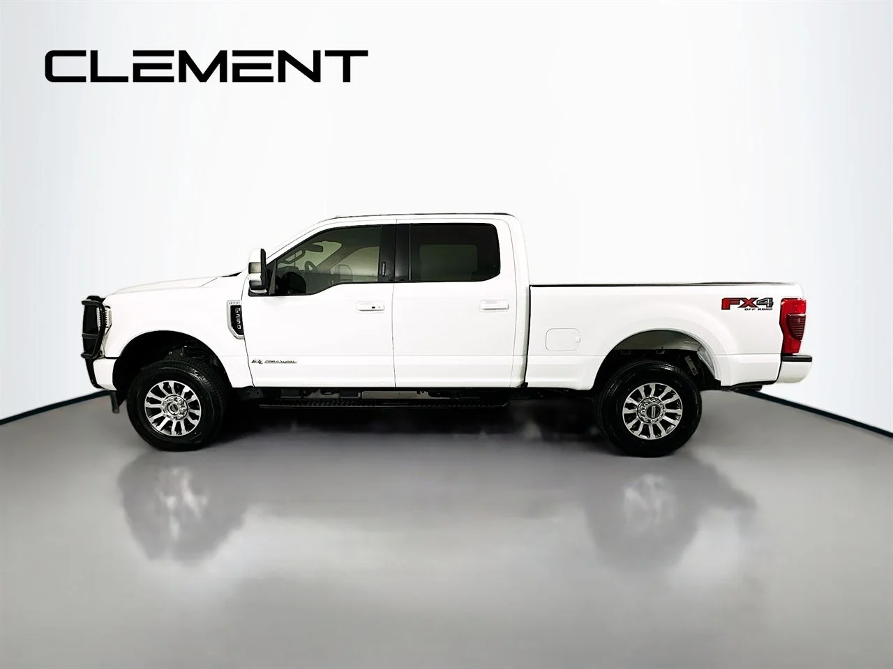 Certified Used 2022 Oxford White Ford Lariat image 6