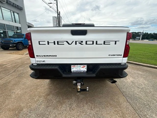 Used 2024 White Chevrolet Custom image 7