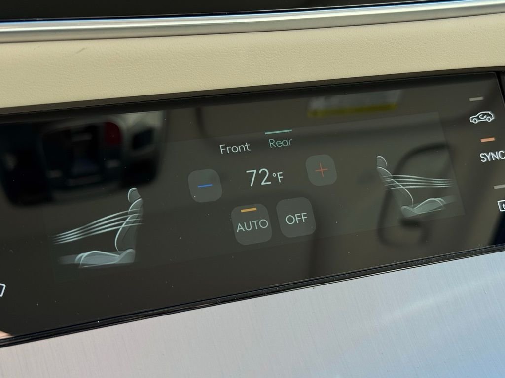 2026 GENESIS GV70 Advanced - Photo 36