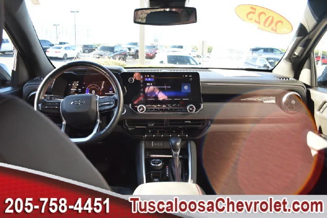 Used 2025 Black Chevrolet Z71 image 3