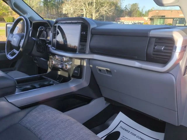 Used 2023 Red Ford XLT image 35
