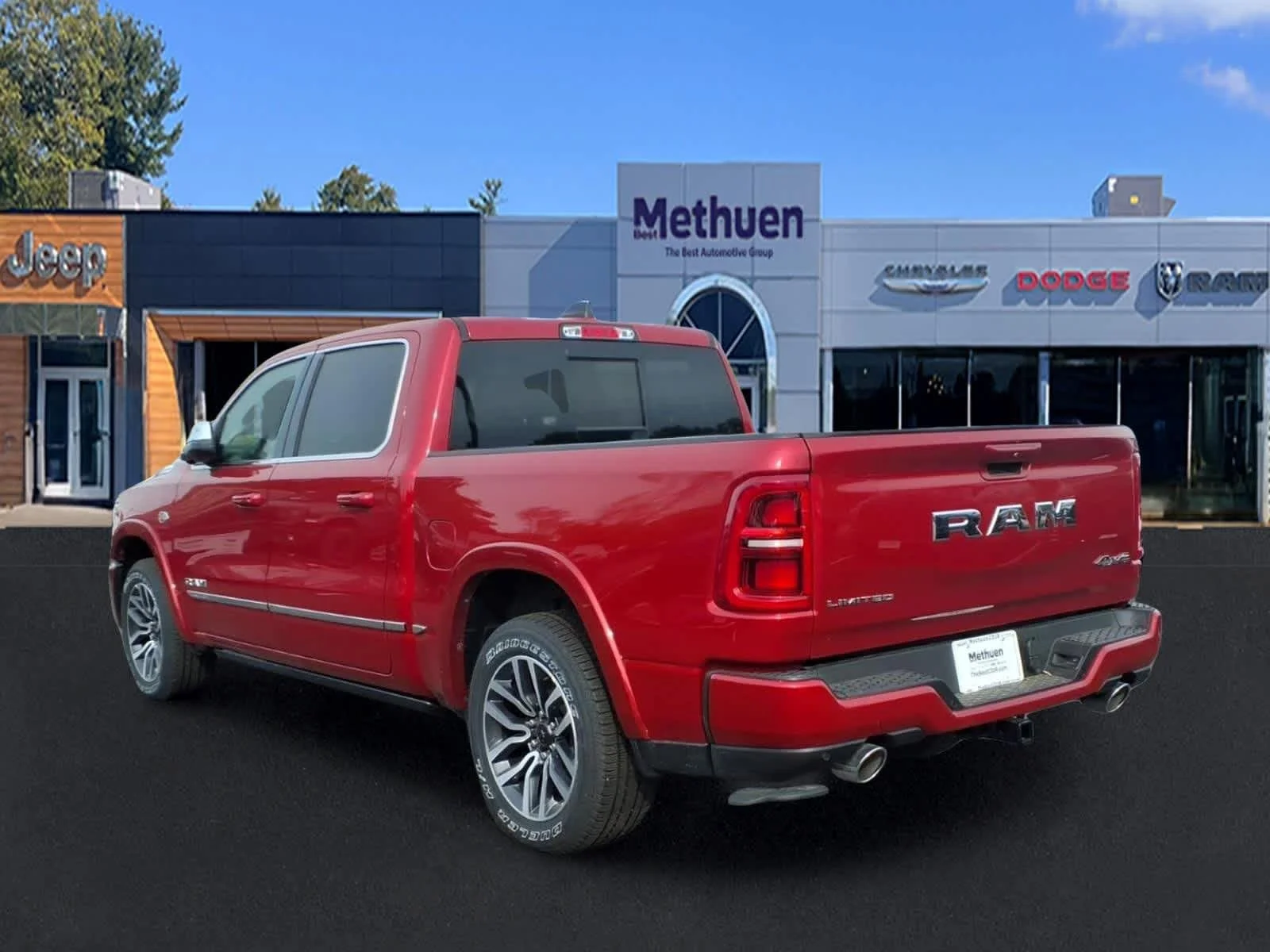 New 2026 Molten Red Pearlcoat Ram Limited image 4