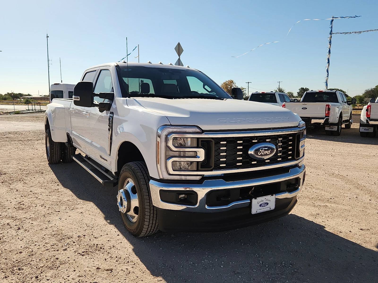 New 2026 Oxford White Ford Lariat image 1