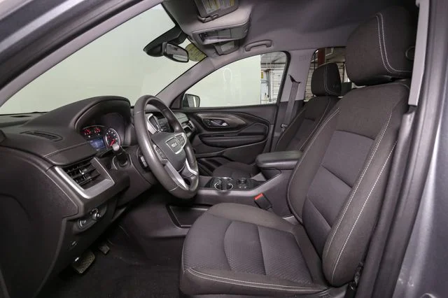 Used 2024 Silver GMC SLE image 37
