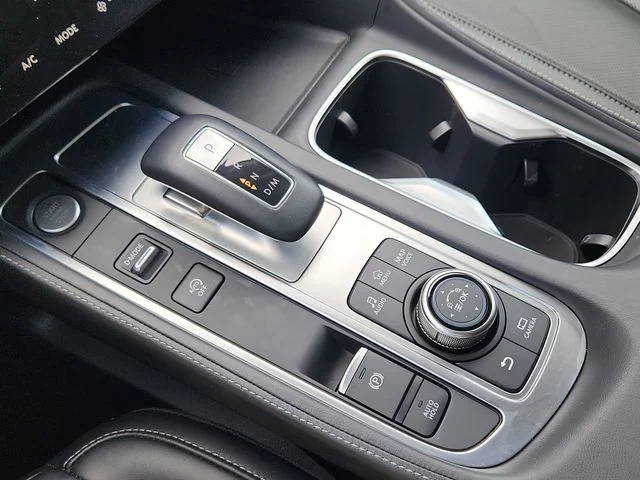 Certified Used 2023 Mineral INFINITI LUXE image 17