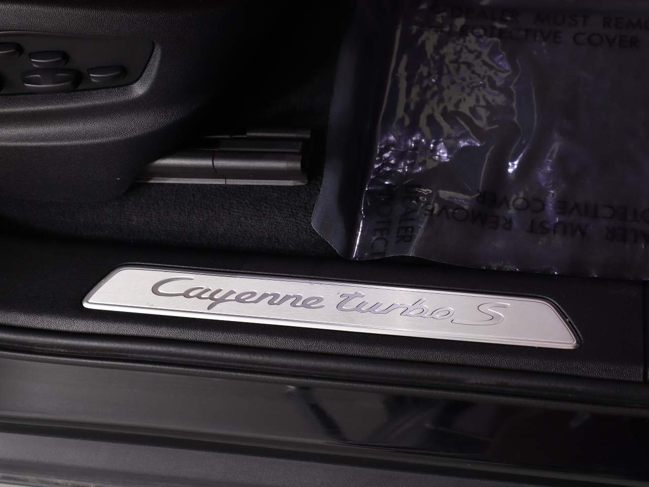 Used 2023 Black Porsche Turbo S E-Hybrid image 22
