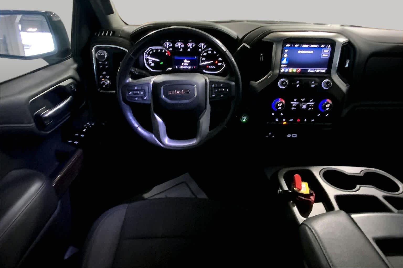 Used 2021 Summit White GMC SLE image 6