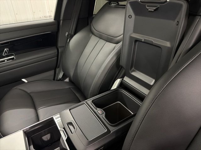 New 2026 Santorini Black Land Rover Autobiography image 37
