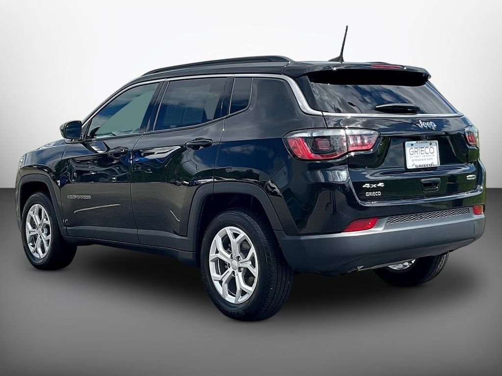 Used 2024 Black Jeep Latitude image 5