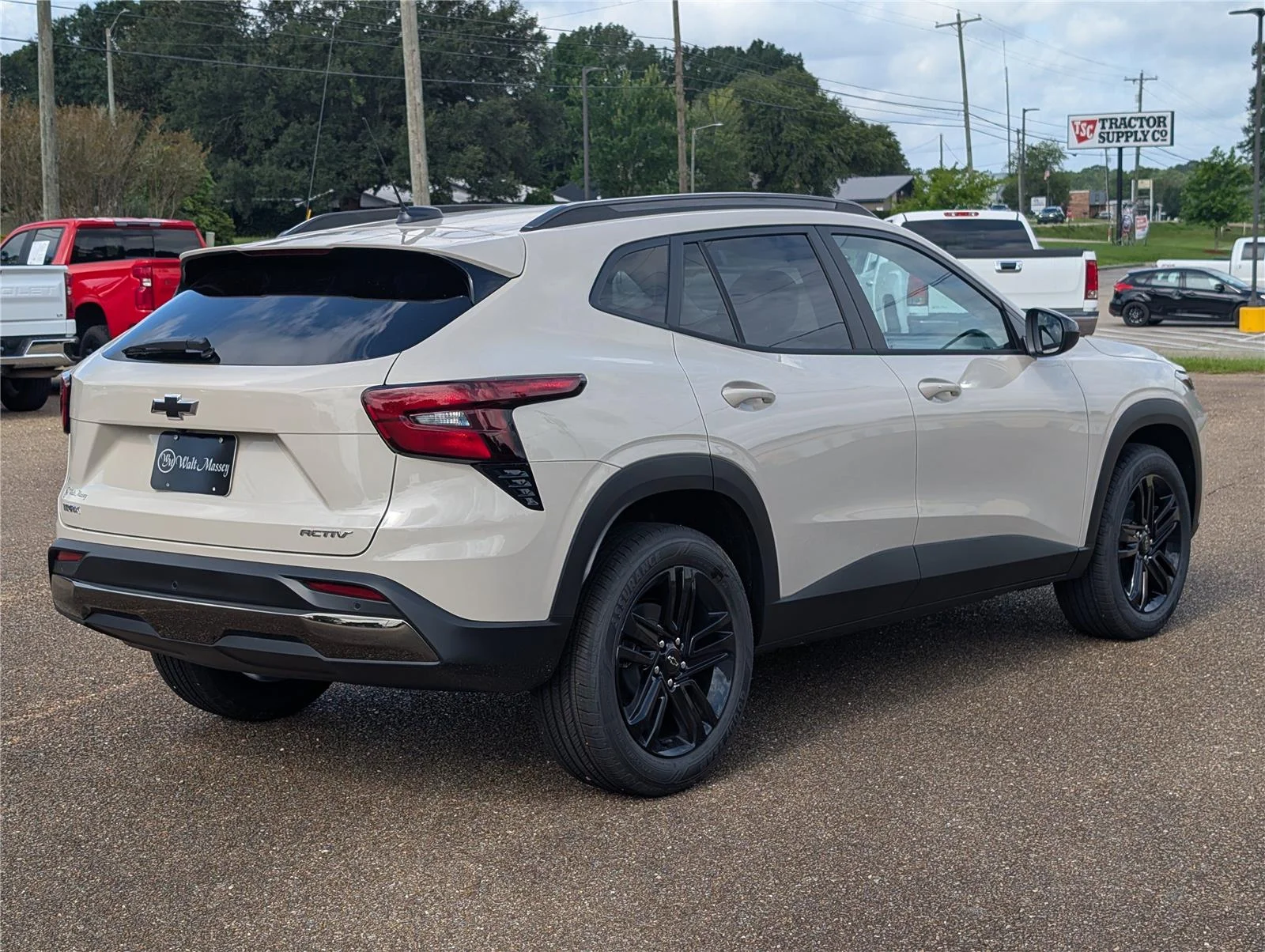 New 2026 White Sands Chevrolet ACTIV image 5