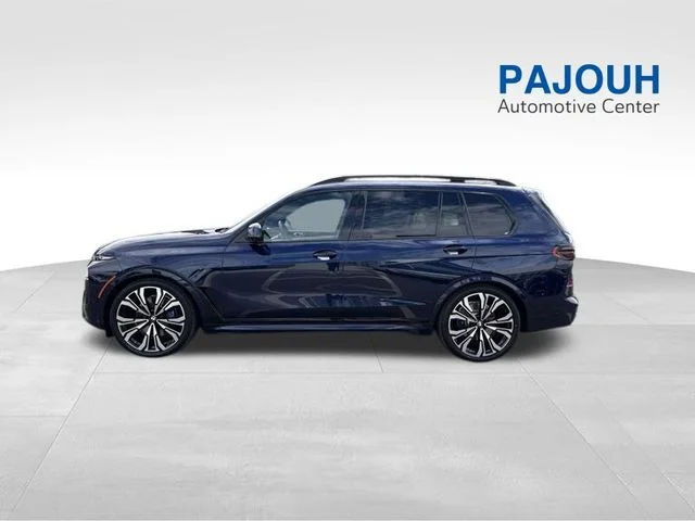 Used 2024 Blue BMW xDrive40i image 5