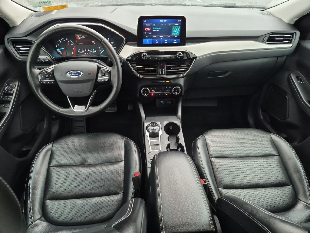Used 2022 Gray Ford SEL image 24