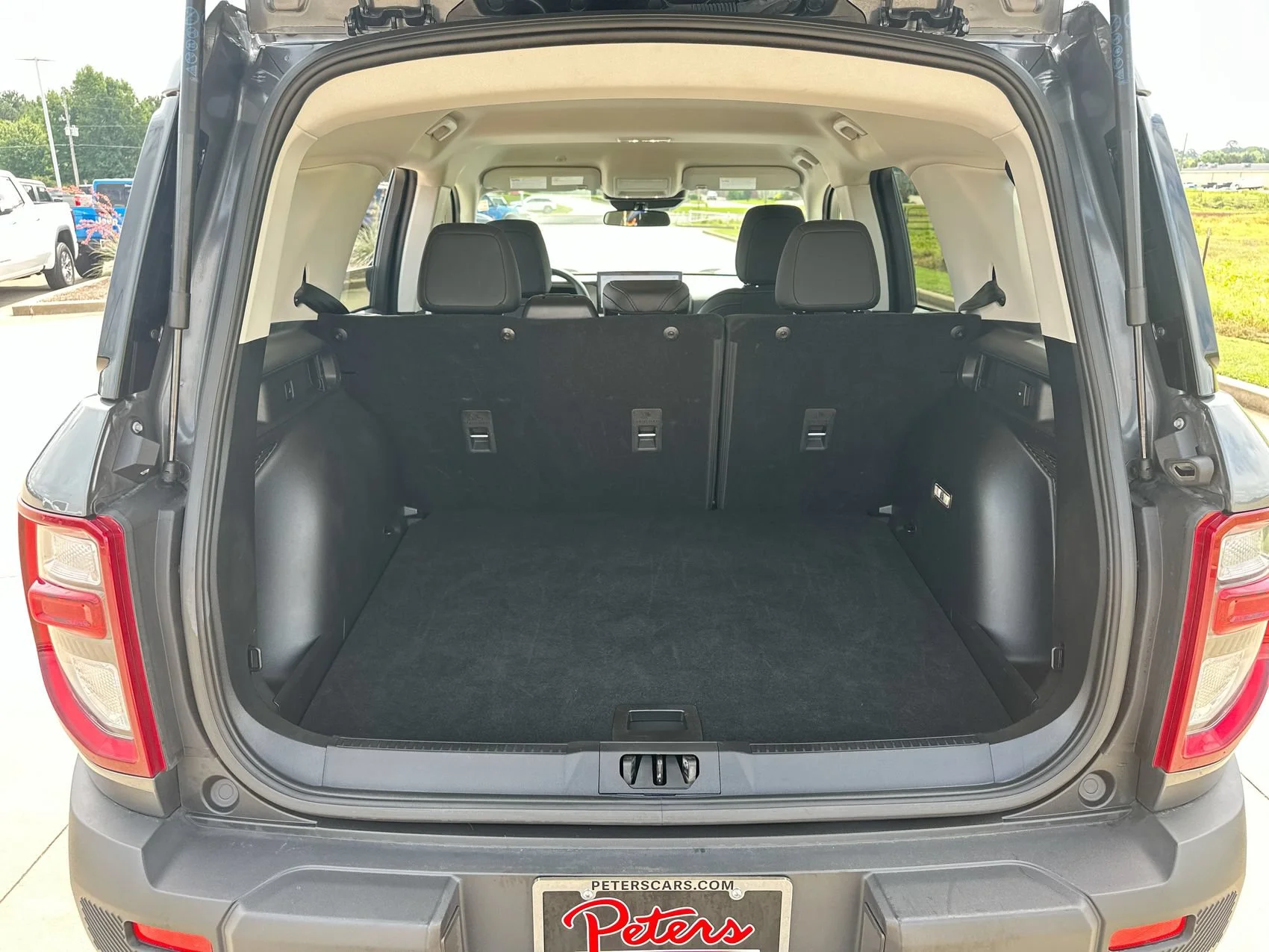 Used 2025 Gray Metallic Ford Big Bend image 22
