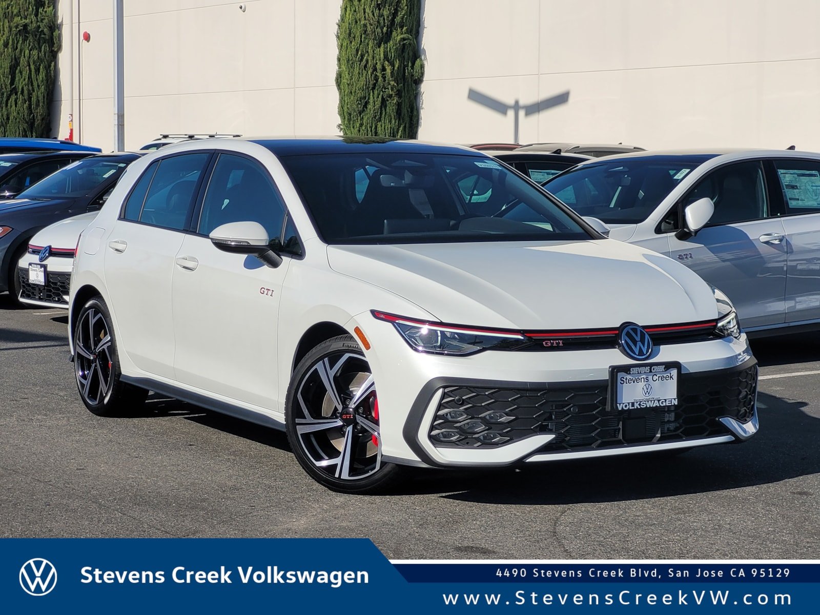 2026 Volkswagen Golf GTI 2.0T SE 4-door DSG's photo