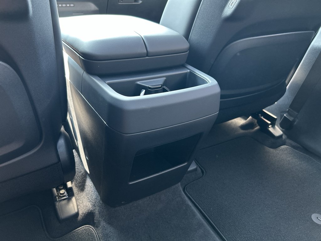 New 2027 Black Jade Green Kia X-Line SX image 17