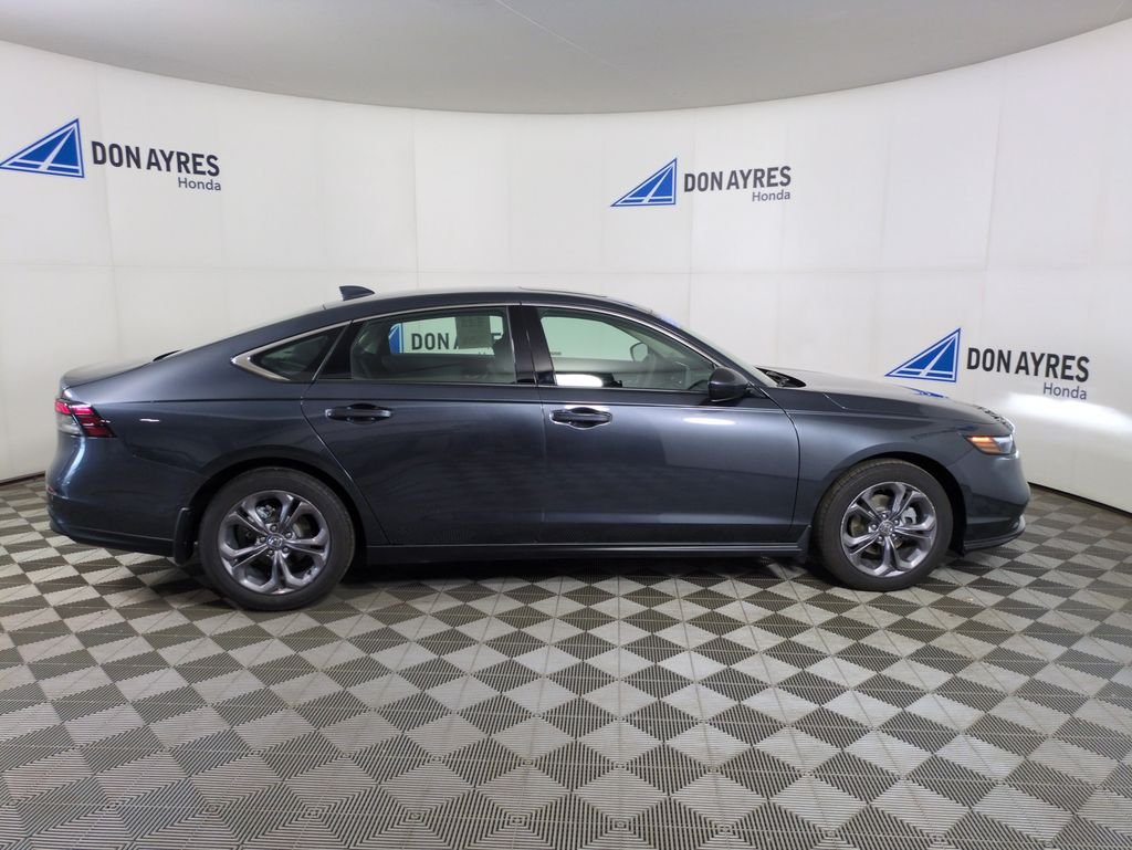 2024 Honda Accord EX - Photo 6