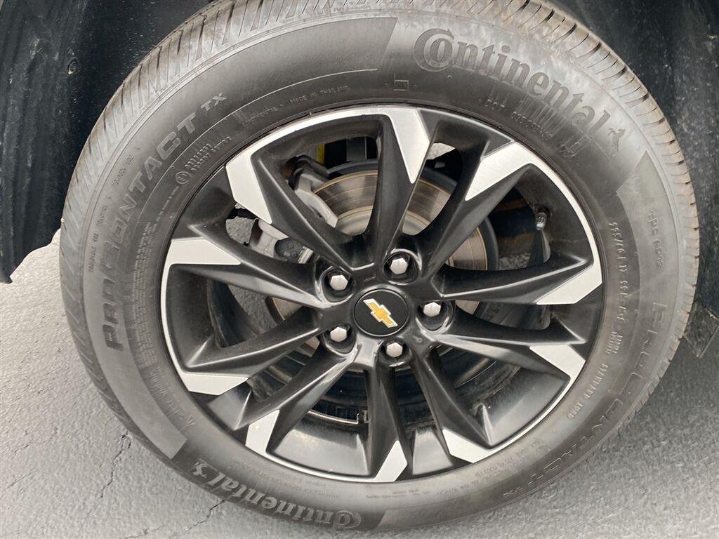 Used 2023 Mosaic Black Metallic Chevrolet LT image 13