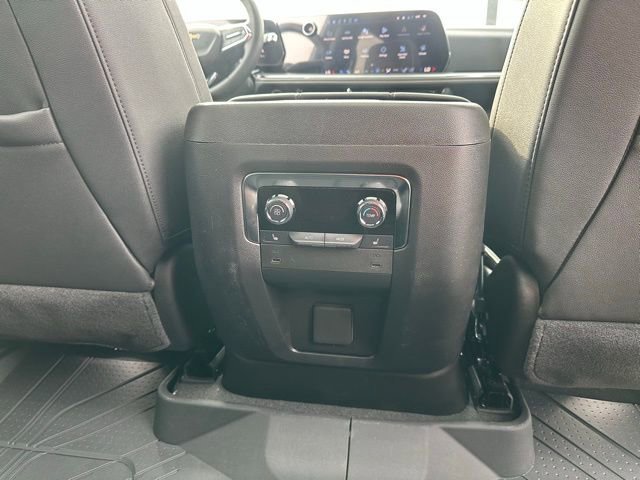 2025 Chevrolet Tahoe Premier - Photo 16