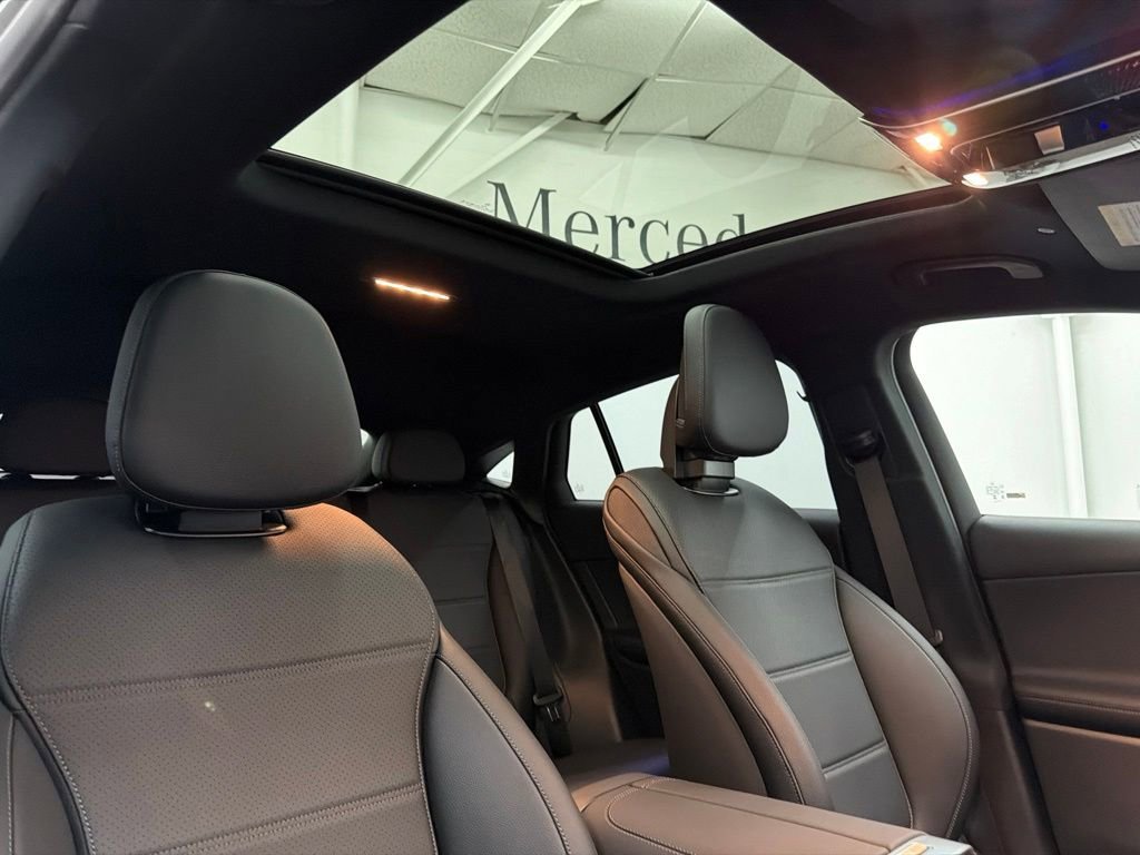 New 2026 Black Mercedes-Benz GLC 300 image 64