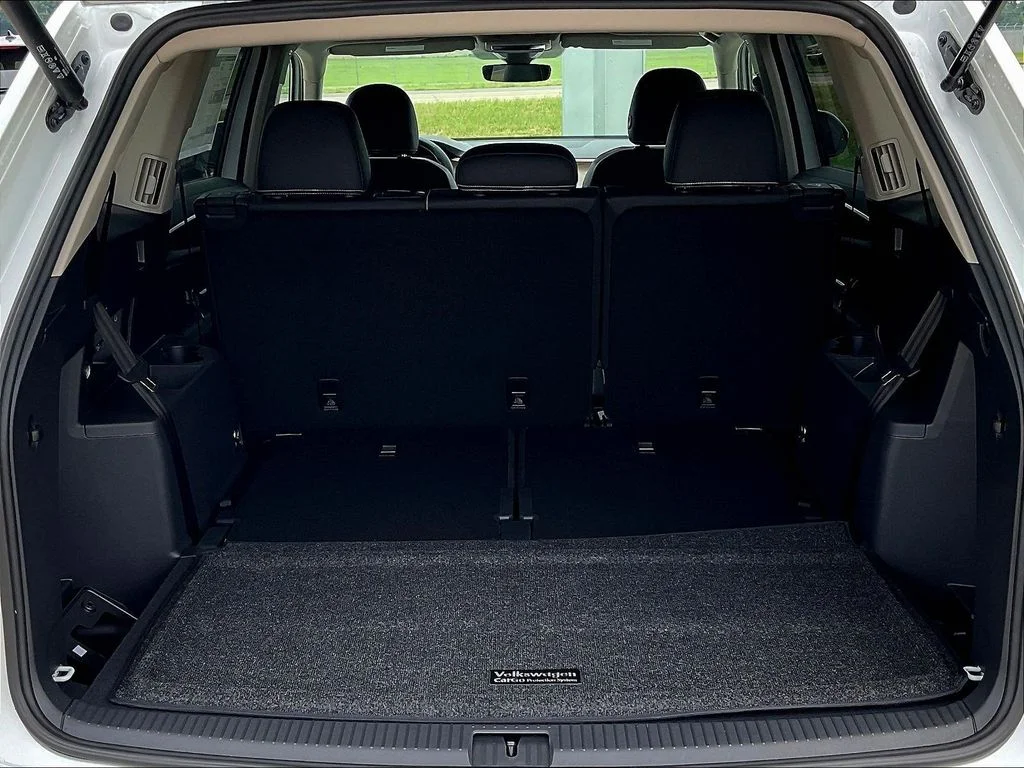 New 2026 White Volkswagen 2.0T SE image 15