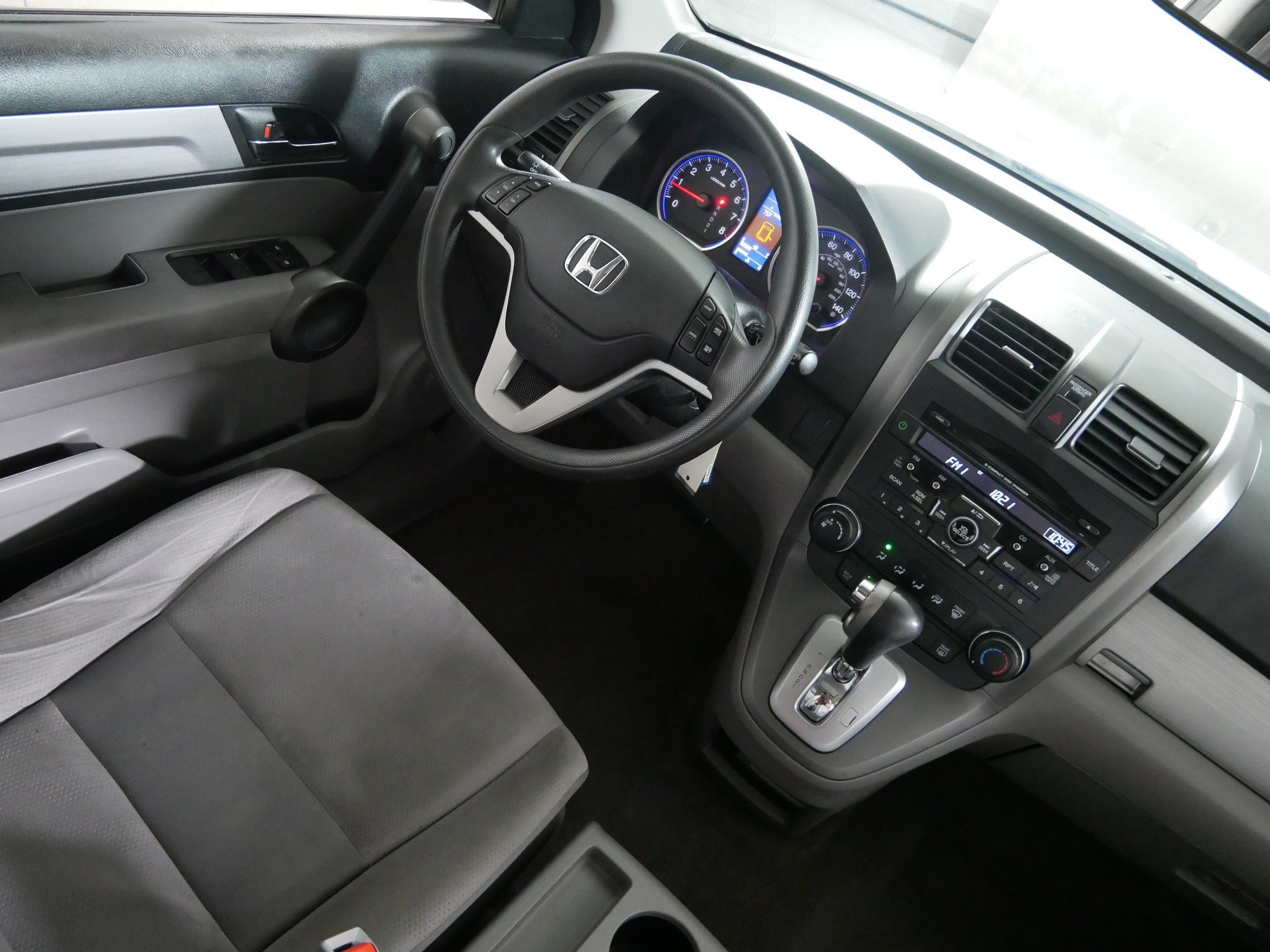 Used 2011 White Honda EX image 9