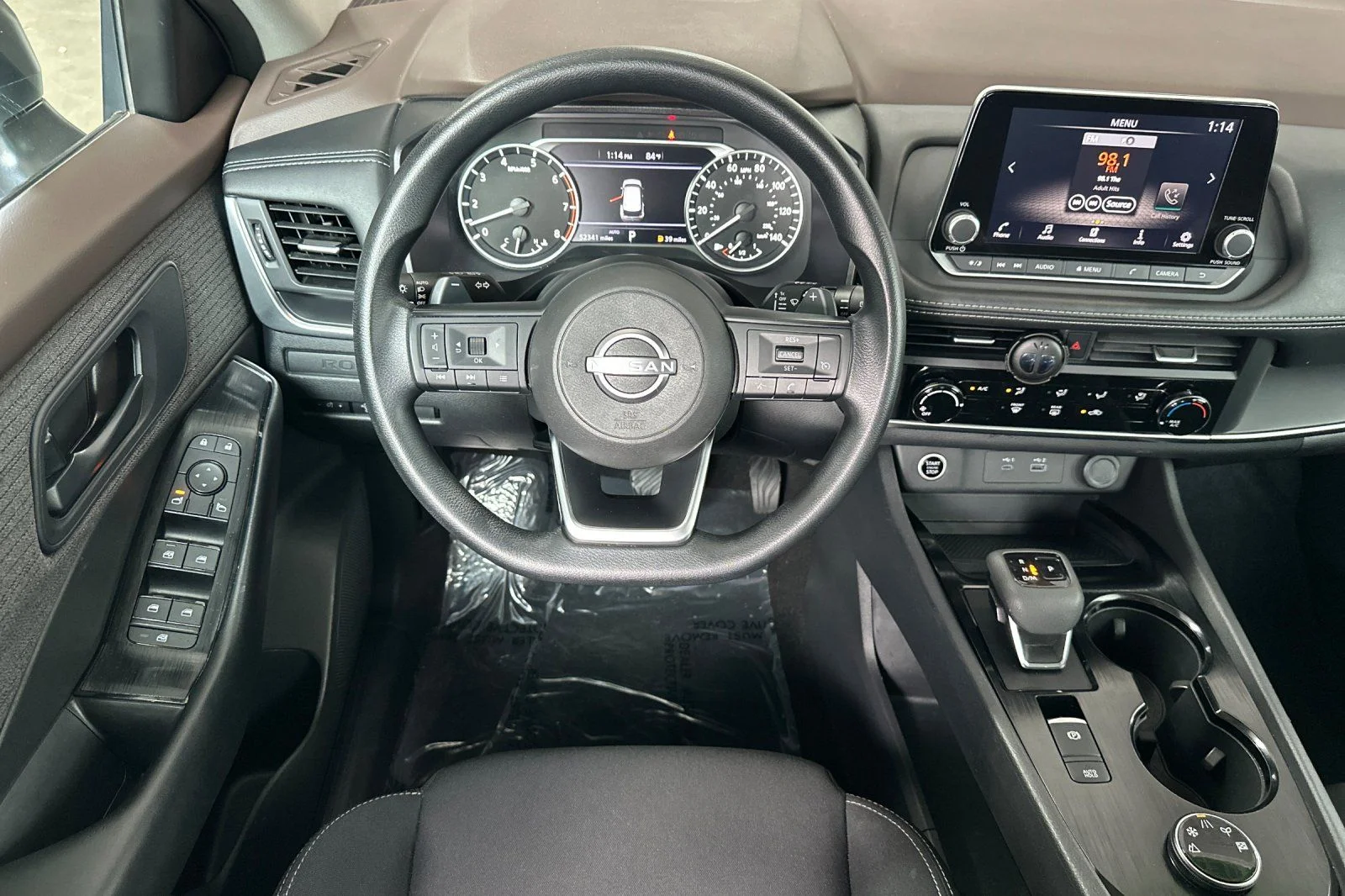 Used 2023 White Nissan S image 15