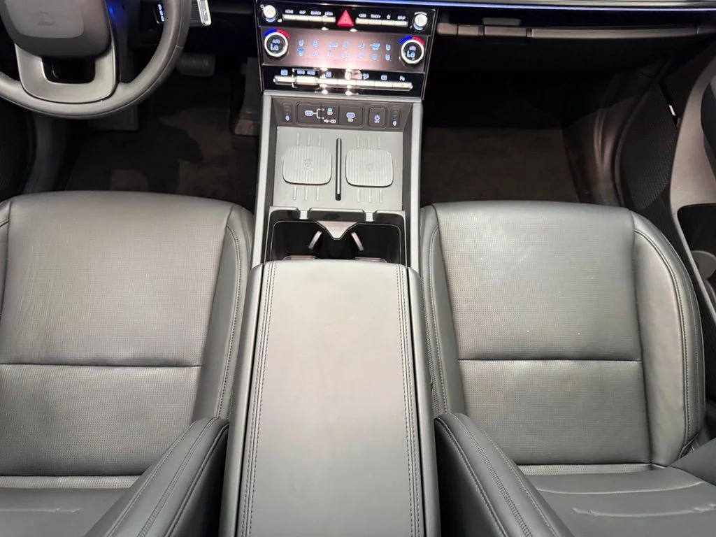 Used 2025 Gray Hyundai Calligraphy image 44