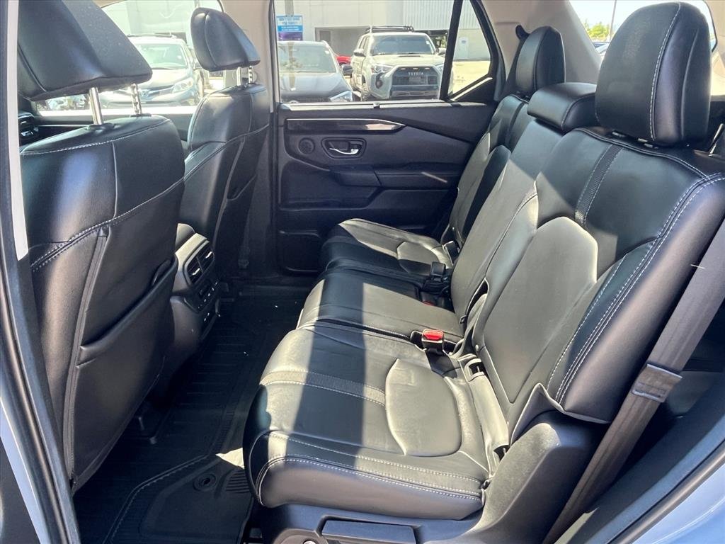 2025 Honda Pilot Touring - Photo 21