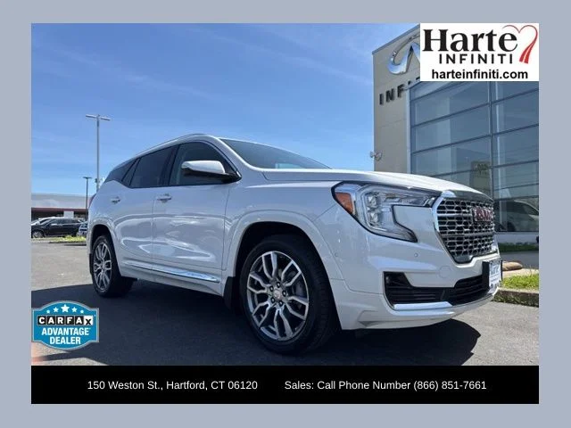 2023 GMC Terrain Denali AWD's photo
