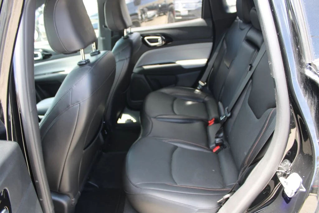 Used 2023 Black Jeep Limited image 15