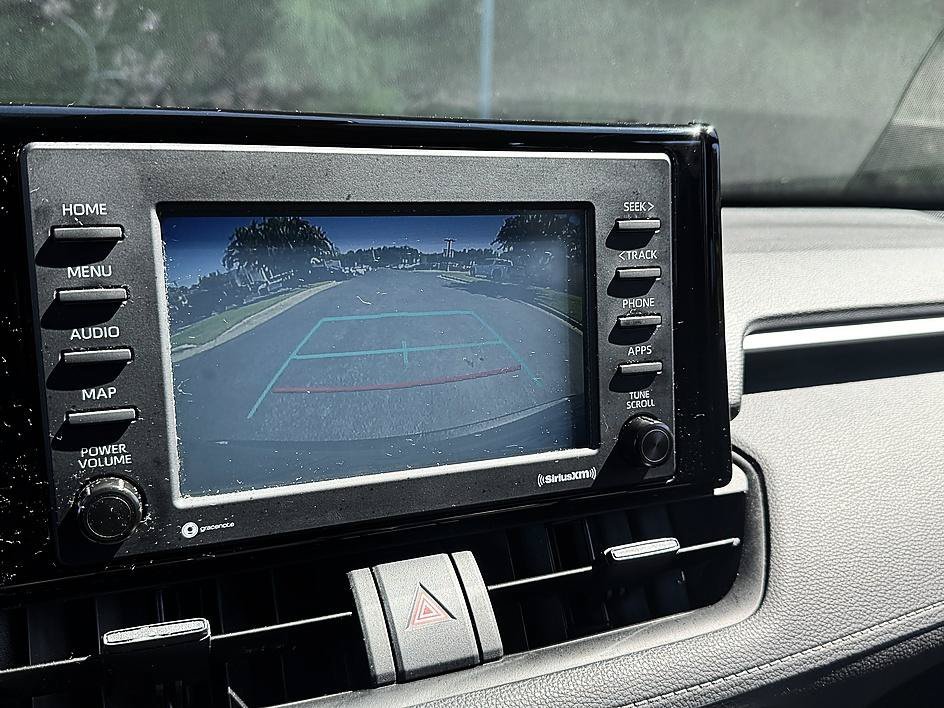 Used 2021 Silver Sky Metallic Toyota XLE image 18