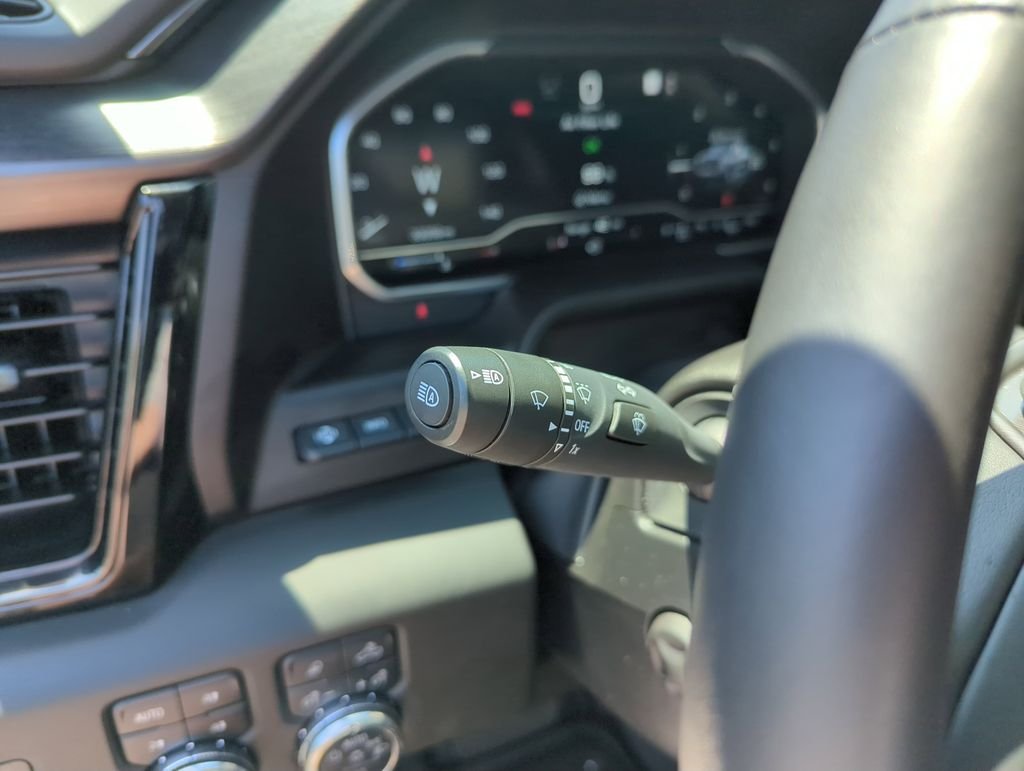 Used 2022 Blue GMC AT4 image 20