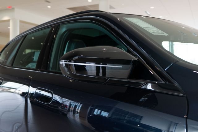New 2026 Carbon Black Metallic BMW Base image 12