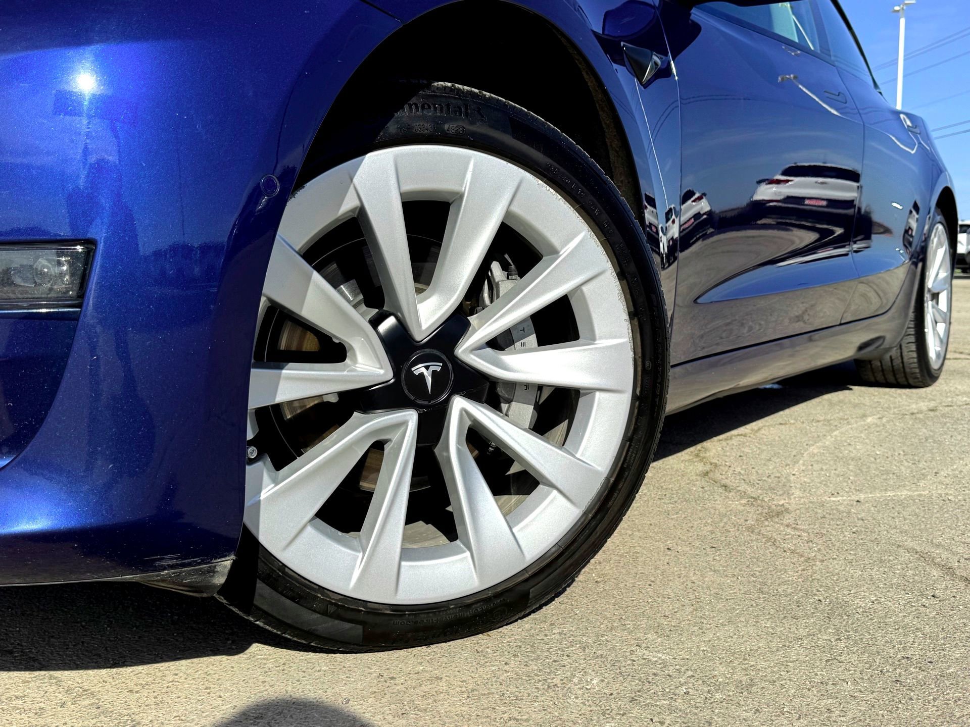 Used 2021 Tesla Model 3 Base with VIN 5YJ3E1EBXMF092465 for sale in Hutto, TX