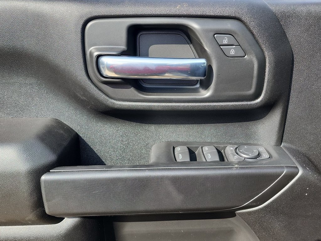 2026 Chevrolet Silverado 2500 HD Custom - Photo 13