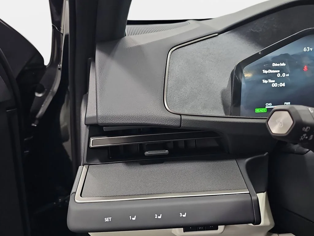 New 2026 Caviar Lexus PREMIUM AWD image 25