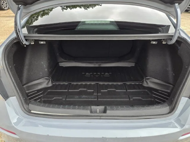 Used 2024 Gray Pearl Honda Touring image 28