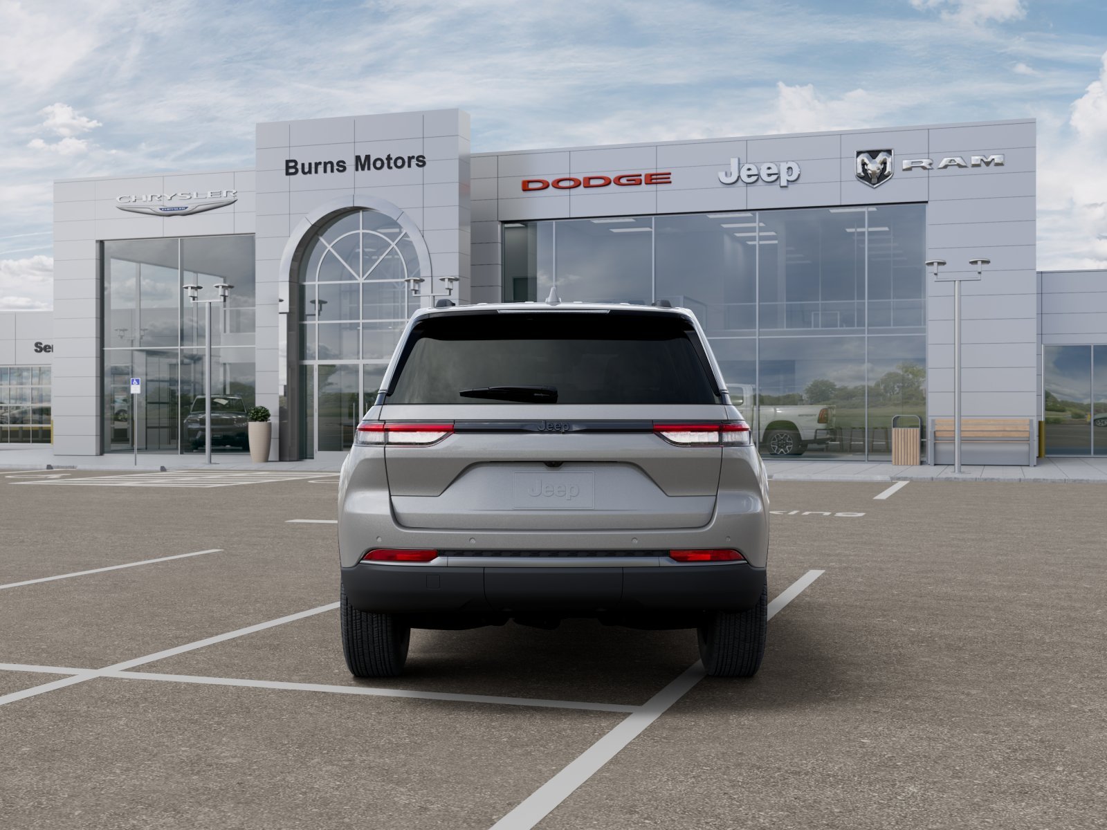 New 2026 Silver Zynith Exterior Paint Jeep Laredo Altitude image 33