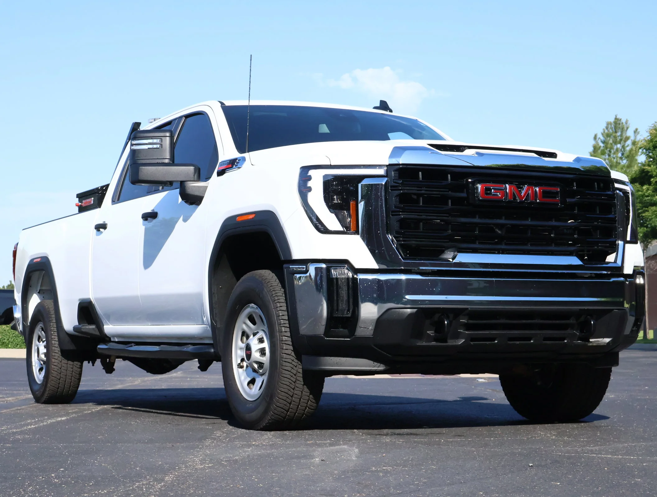 2026 GMC Sierra 4WD Crew Cab Standard Box Pro's photo