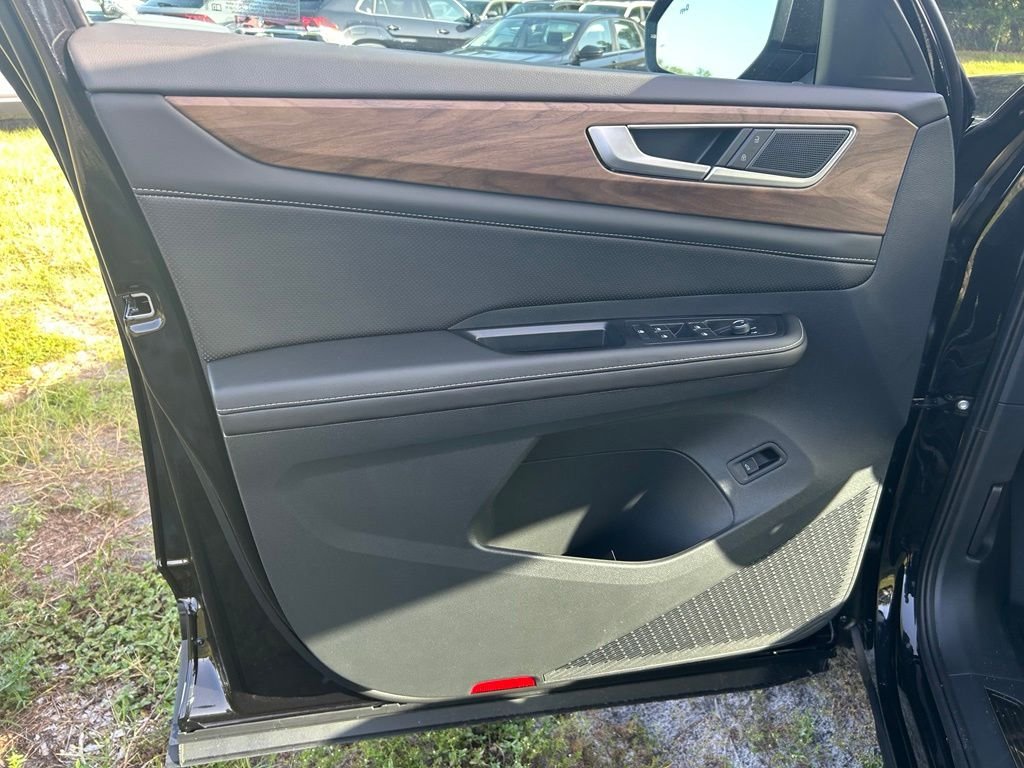 New 2026 Black Volkswagen SE w/Technology image 43
