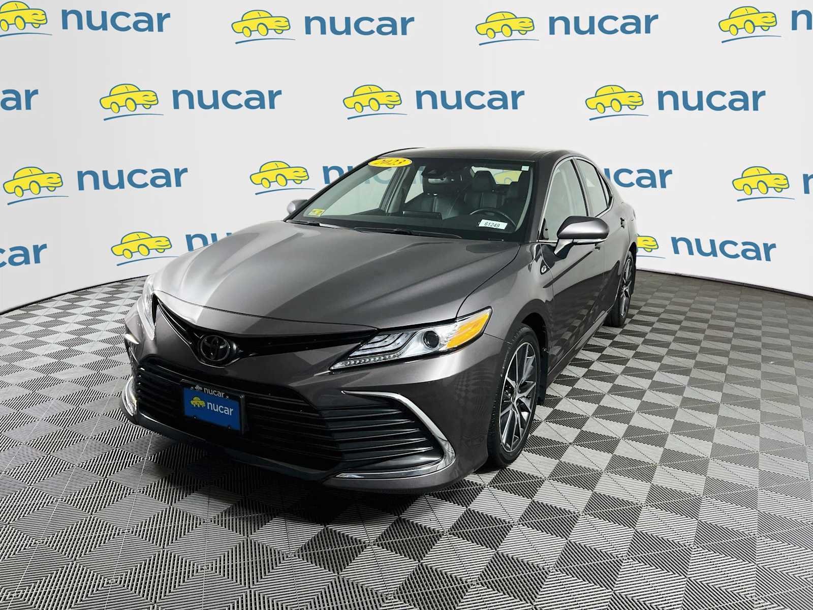 Used 2023 Predawn Gray Mica Toyota XLE image 3